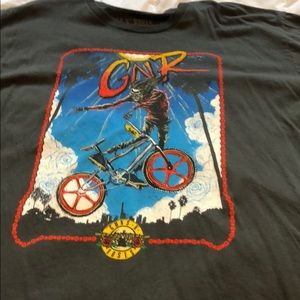 Guns and roses shirt size xxl excellent condition